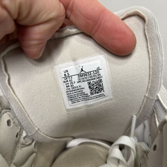 Nike Shoes Air Jordan 1 Mid SE Craft “Orewood Tech Gray” 2024 - Picture 6 of 6